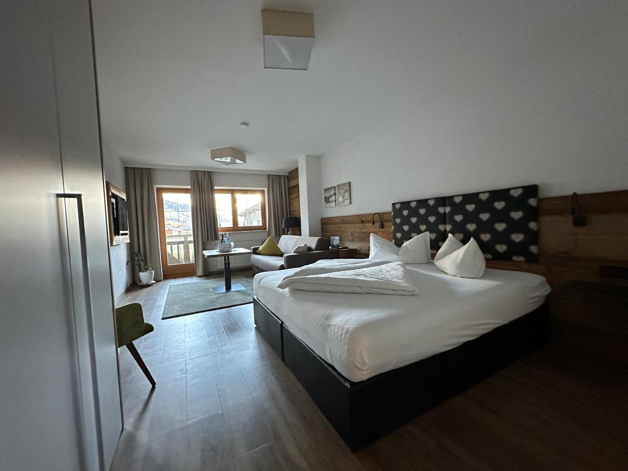 مايرهوفن Resort Schrofenblick المظهر الخارجي الصورة